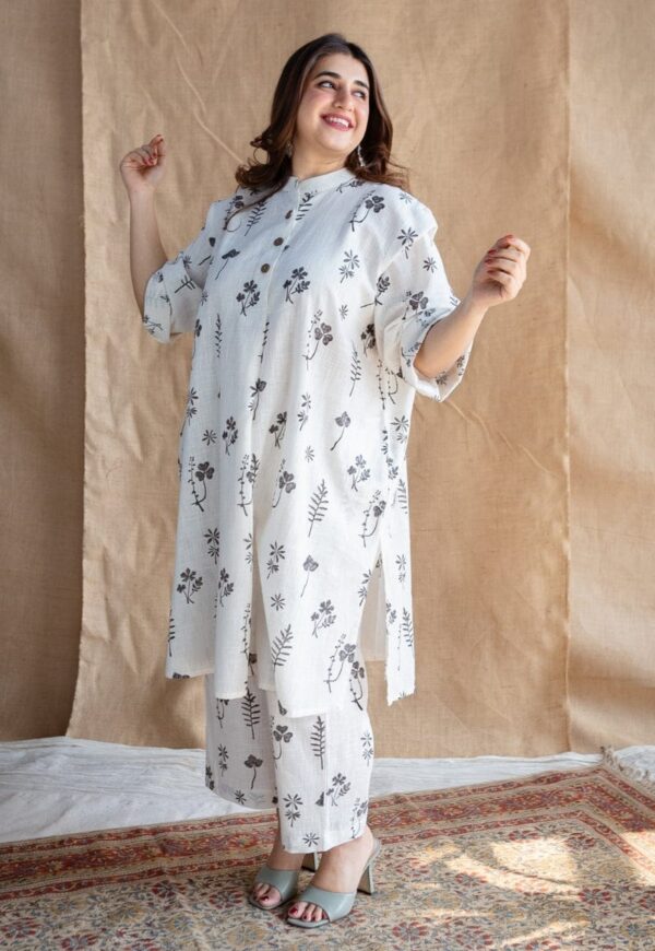Simple Yet Elegant Cotton Set for Summer Events - Image 3