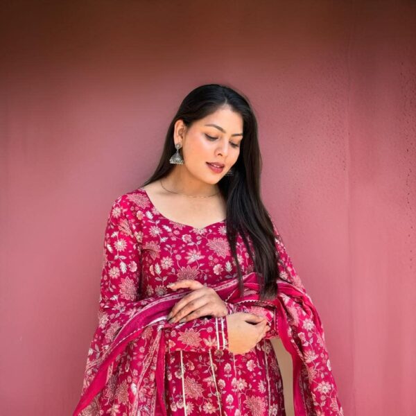 ANARKALI KURTI PANT MALMAL DUPATTA - Image 3