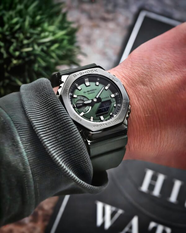 G-Shock GM2100 Metal Body