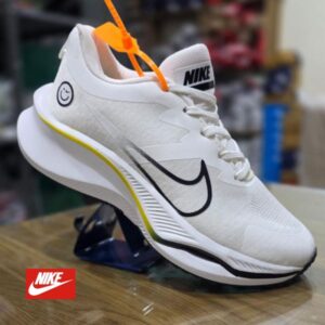 Nike zoomx vaporfly men’s running sneakers (2) min