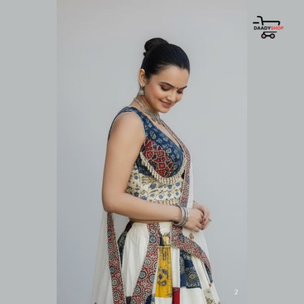 Patola Print Lehenga Choli with Dupatta (1)-min Patola print lehenga choli with dupatta (1) min