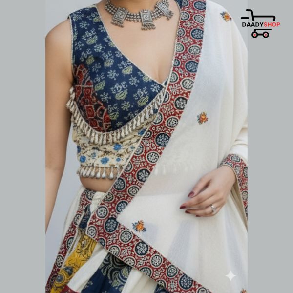 Patola Print Lehenga Choli with Dupatta (7)-min Patola print lehenga choli with dupatta (7) min